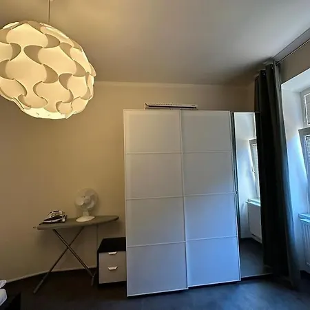 Self Check-in 45m2 Facing Tram Station